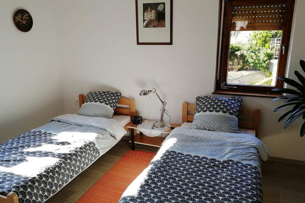 Zrm Center Daire Idrija Dış mekan fotoğraf